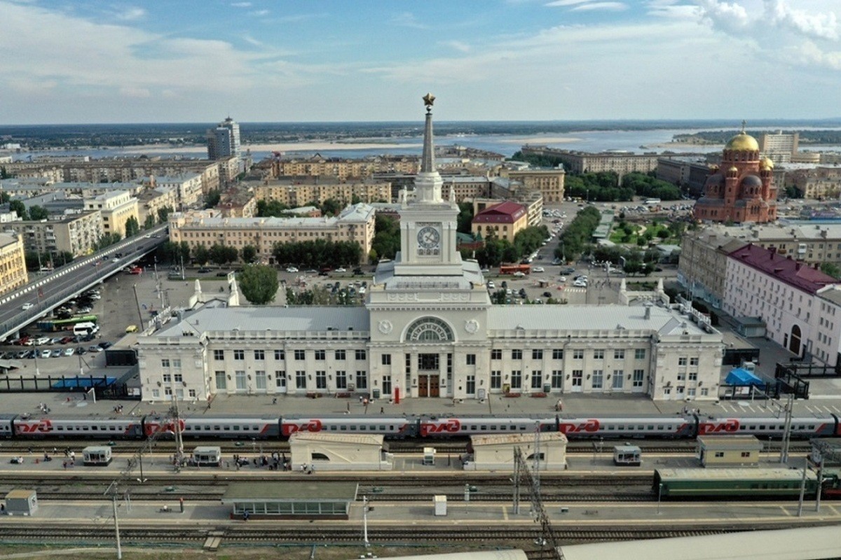 Парковка на ж/д вокзале в Волгограде